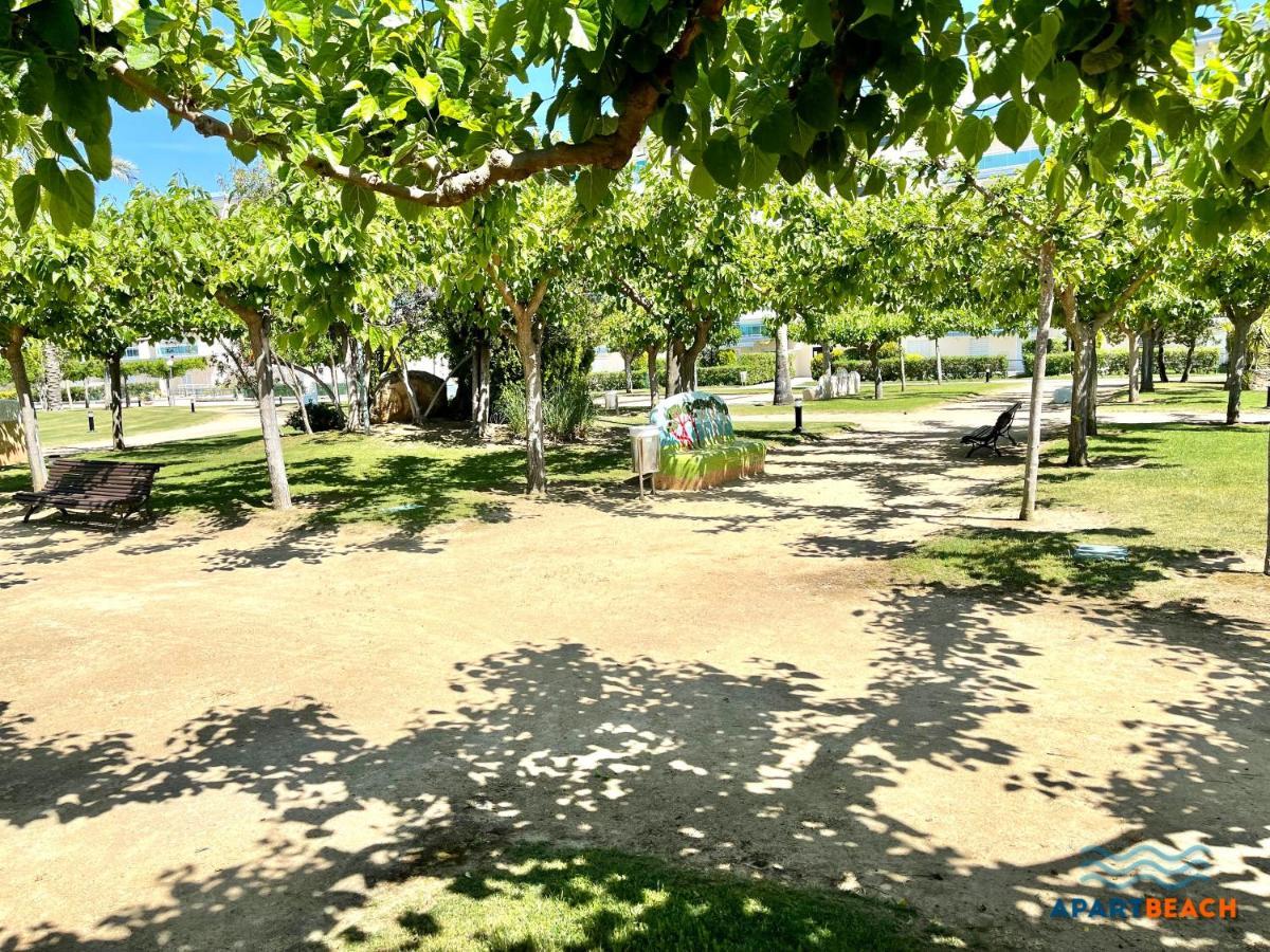 Apartbeach Los Juncos Residencial Piscinas Y Petanca Ла-Пинеда Экстерьер фото