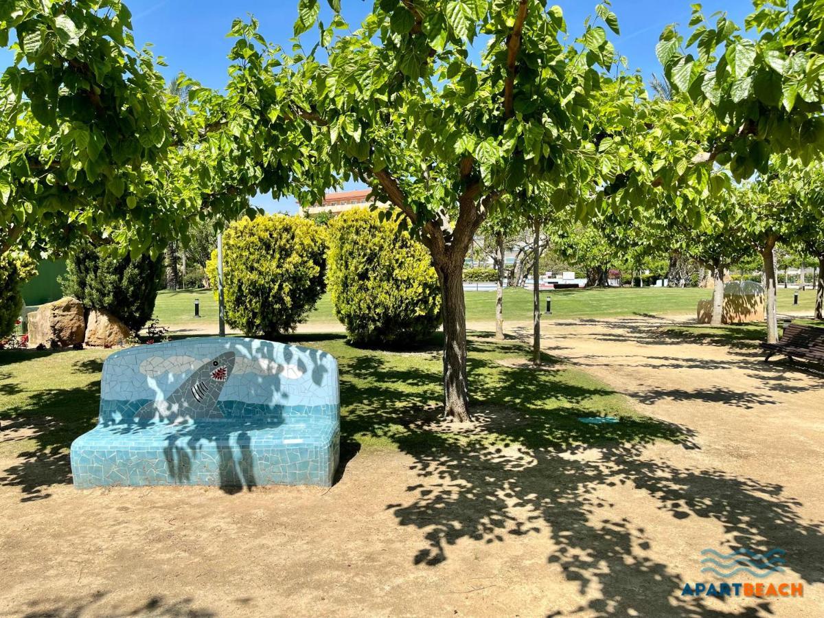Apartbeach Los Juncos Residencial Piscinas Y Petanca Ла-Пинеда Экстерьер фото